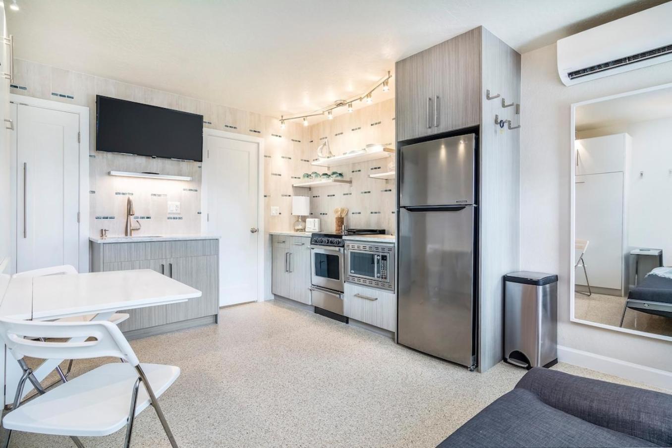 Boutique Vacation Rental Complex At Beach Cocoa Beach Bagian luar foto